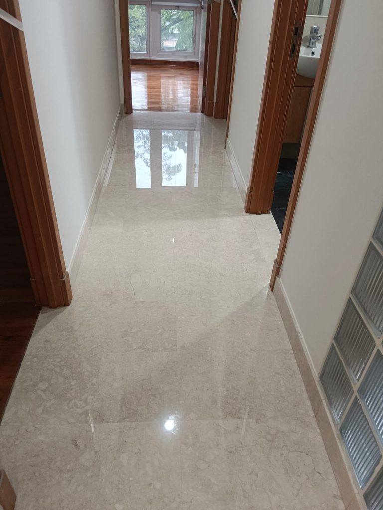 15 Simei St – Marble Gum Polish